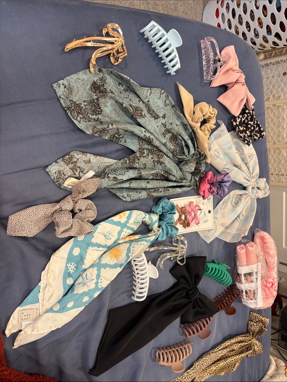Assorted Hair Accessories Set -